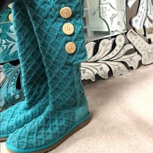 Blue/Aqua Knit Uggs